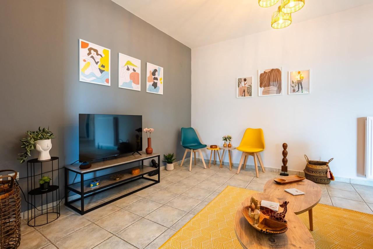 Jason City Escape - Cozy Urban Gem Kalamata Exterior foto